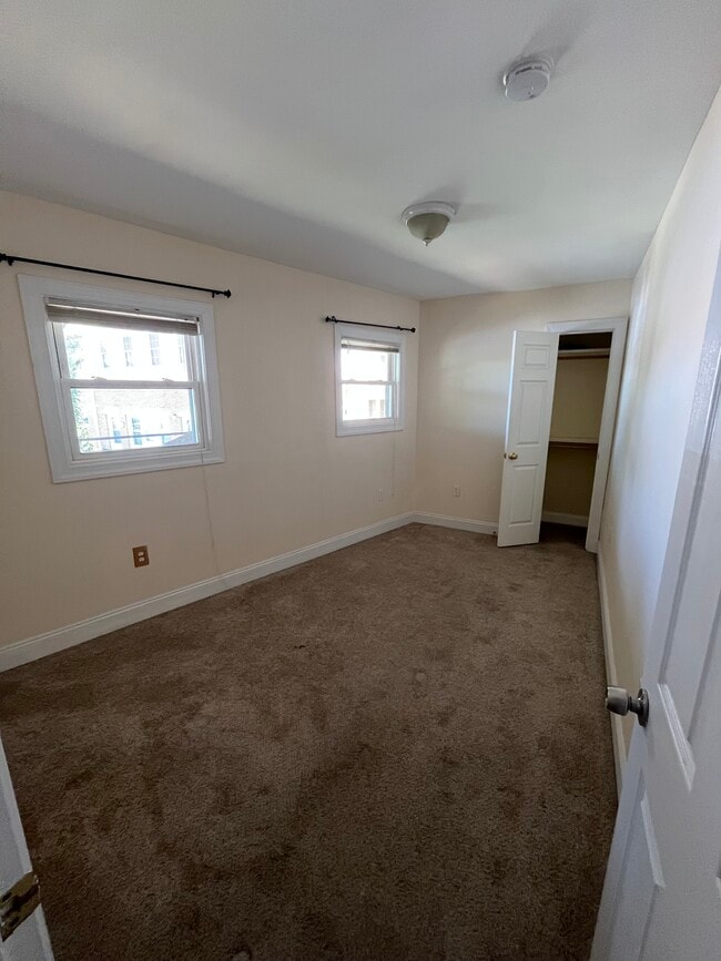 Photo - University Partnership Apartments