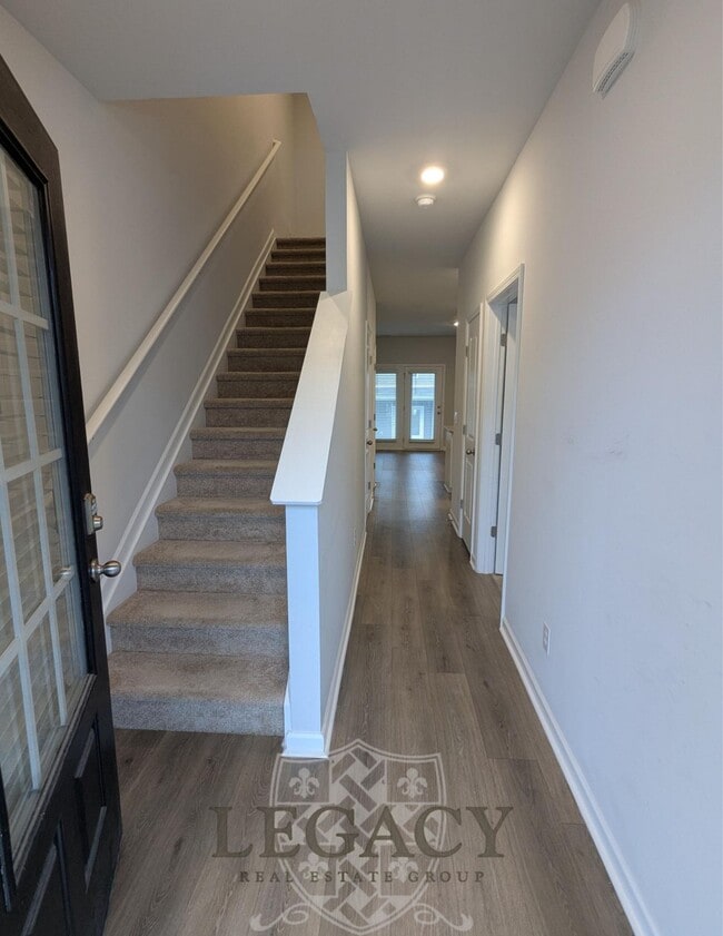 Building Photo - 1005 Marcy Lndg