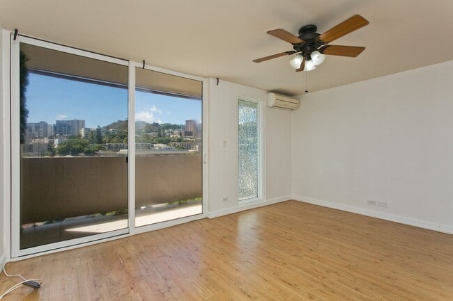 Building Photo - 1402 Piikoi St