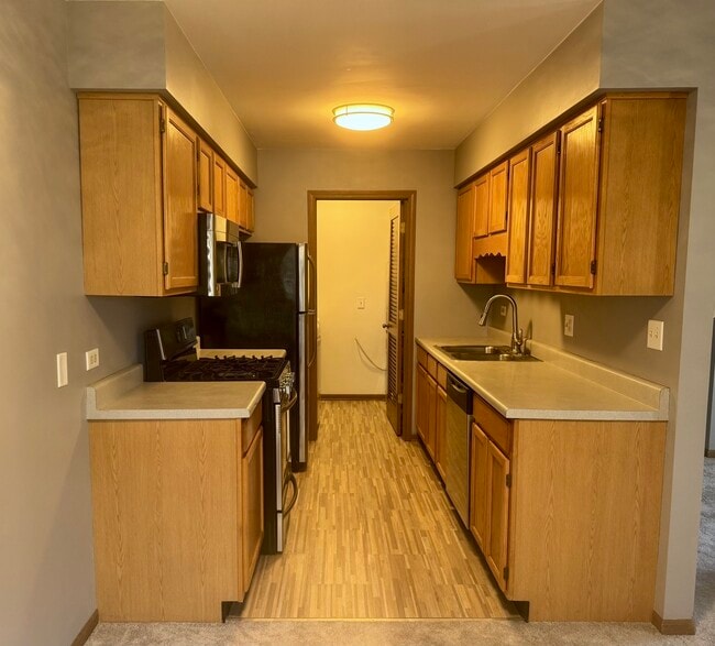 Foto del edificio - 1236 Sandhurst Ln