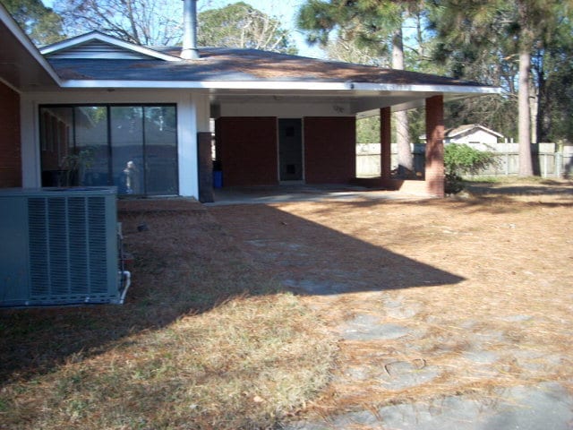 Building Photo - Located Off Macon Road!