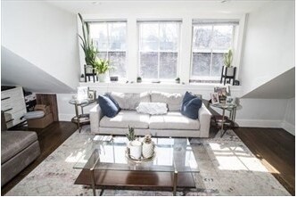 Foto del edificio - 137 W Concord St