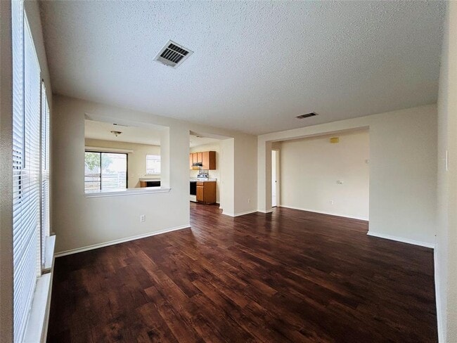 Building Photo - 3639 Bass Loop
