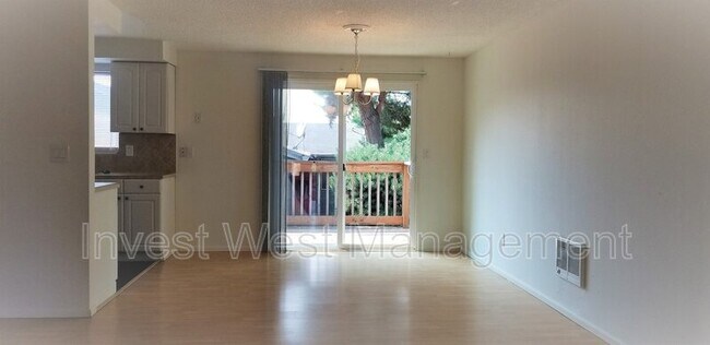 Foto del edificio - 3116 Kauffman Ave