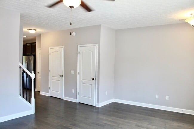 Foto del edificio - 162 Cedar Point Ln