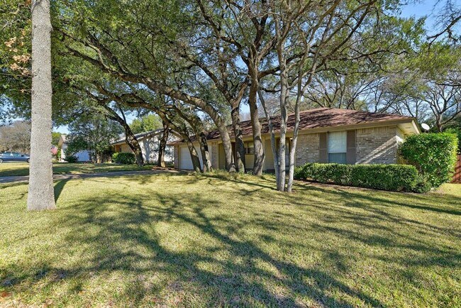 Foto del edificio - 3203 Primrose Trail