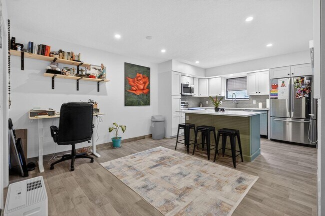 Building Photo - 110 N Delaware Blvd