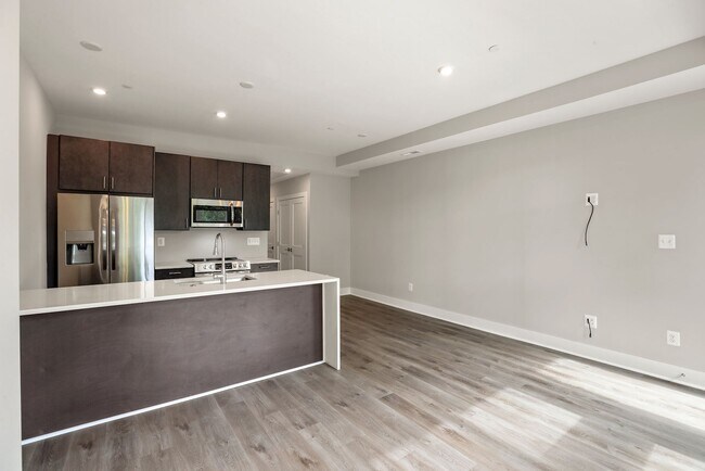 Foto del edificio - 1102 S Highland St