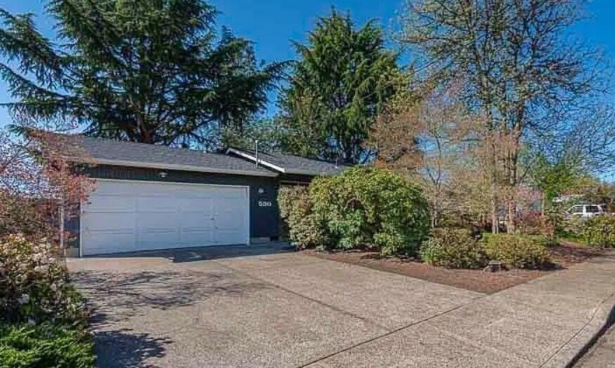 Foto principal - 530 NW Oak Ave
