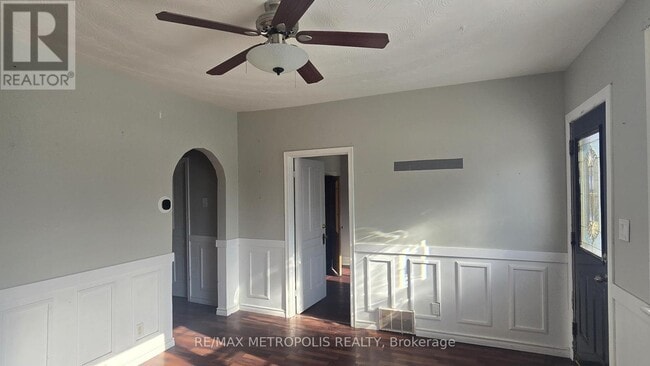 Building Photo - 286 Olive Ave