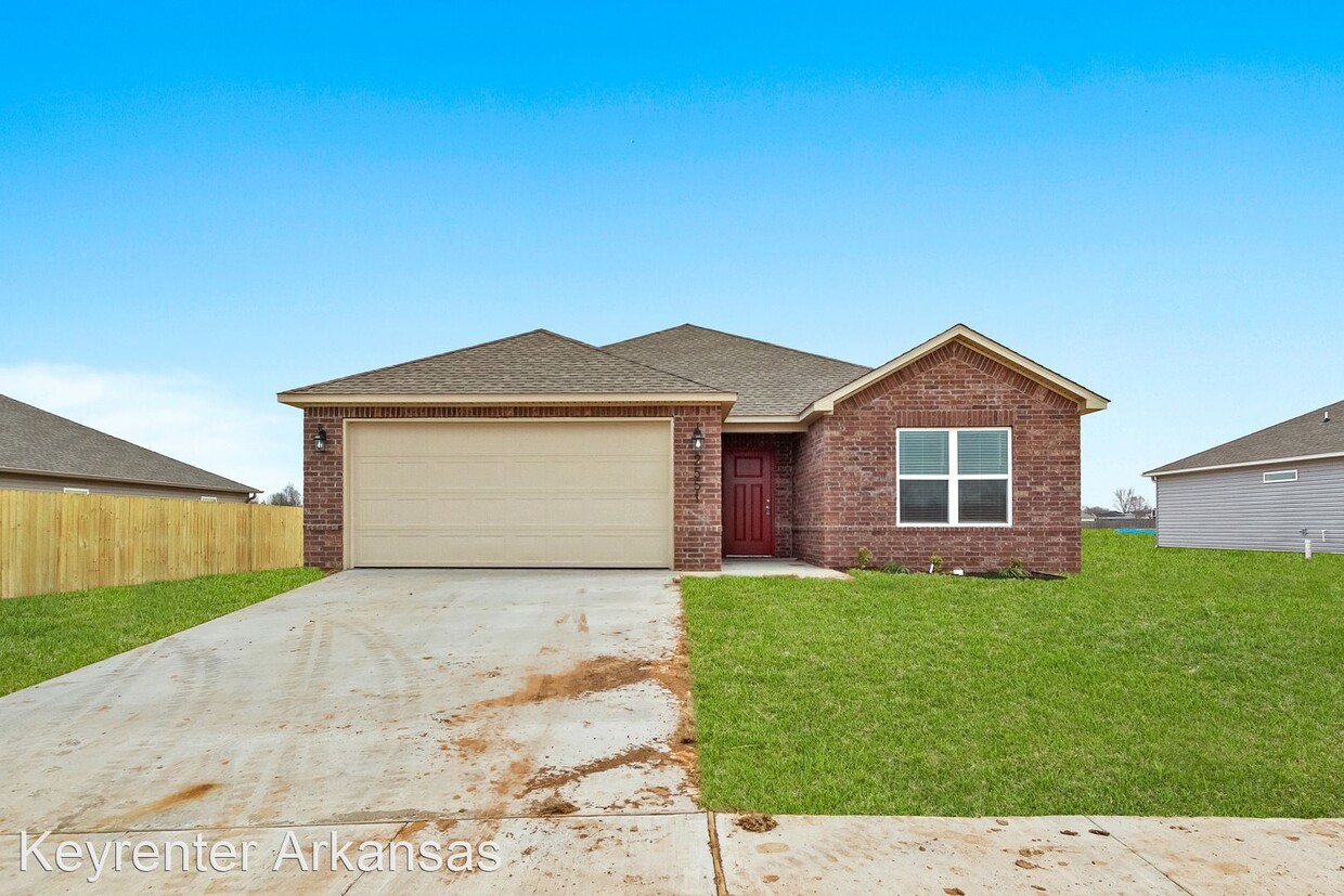 4 br, 2 bath House - 2551 Biddie St - House Rental in Pea Ridge, AR |  Apartments.com
