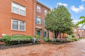 Building Photo - 520 Colecroft Ct