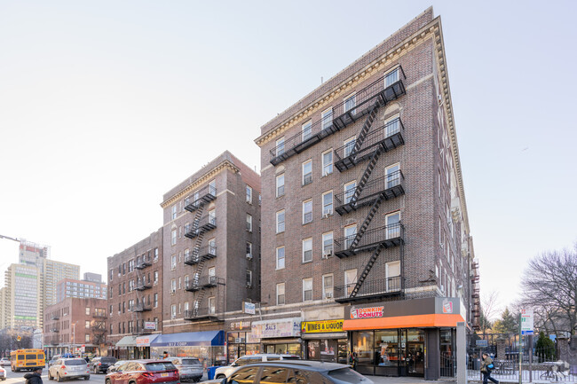 Building Photo - Crown Heights