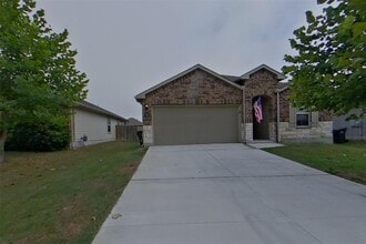 Building Photo - 1016 Adler Way
