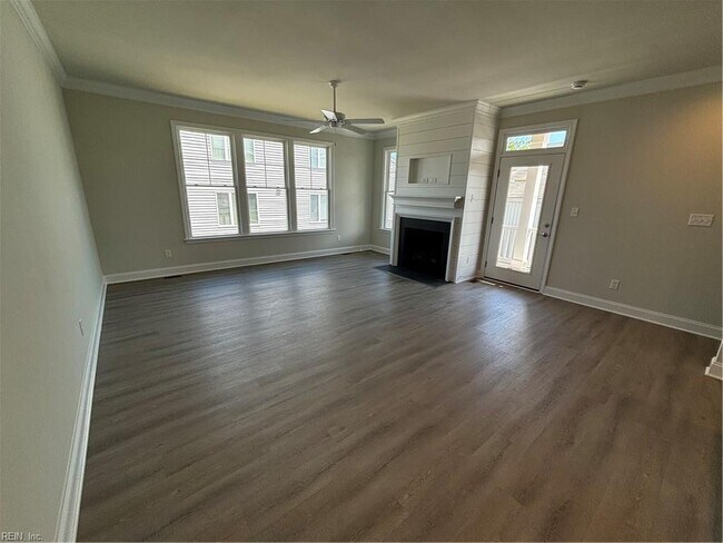 Foto del edificio - 7805 Atlantic Ave