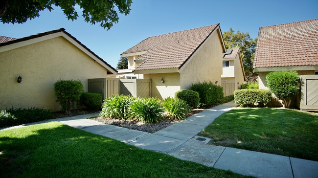 Building Photo - 263 Truckee Ln
