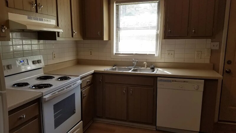 Primary Photo - 1411 Tangora Ln