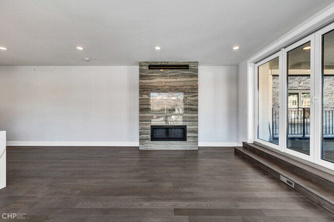 Foto del edificio - 1328 W Hubbard St