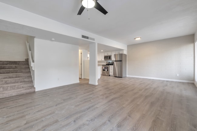 Photo - 1815 W Tuckey Ln Apartment