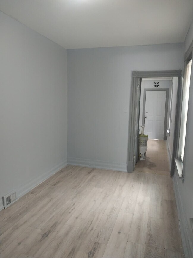 Building Photo - 1231 Buttonwood St