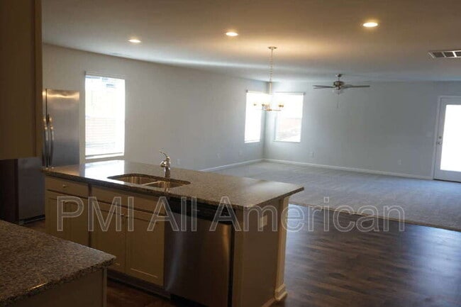 Foto del edificio - 289 Greenbay St