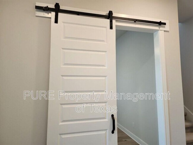 Foto del edificio - 17813 Clairess Ln