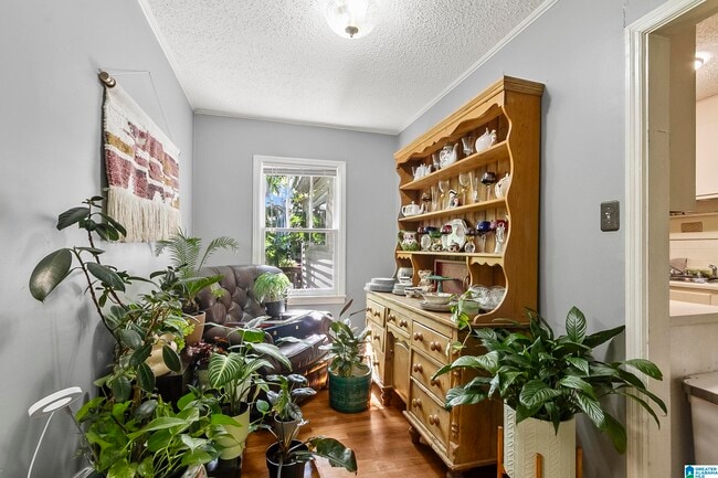 Building Photo - 2710 12th Ave E