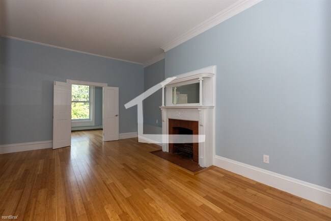 Foto del edificio - 12-13 Bay State Rd