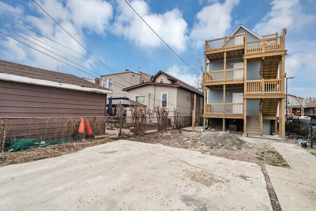 Foto del edificio - 1407 S 59th Ct