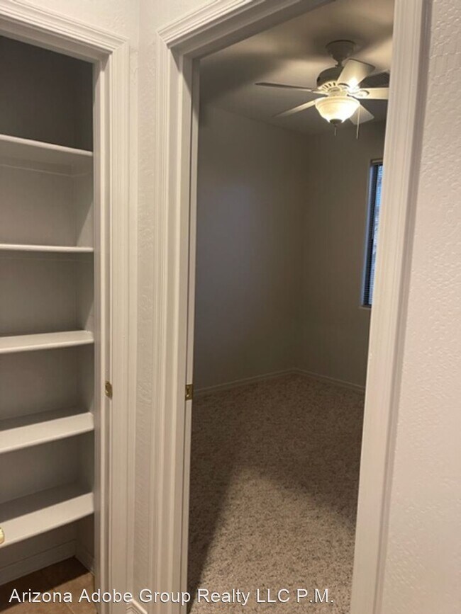 Foto del edificio - 3 br, 2 bath House - 1649 E. Vista De Montana
