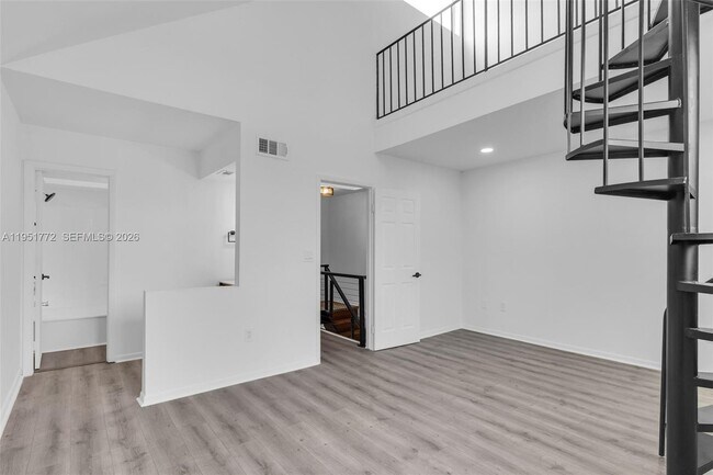 Foto del edificio - 8811 SW 130th Pl