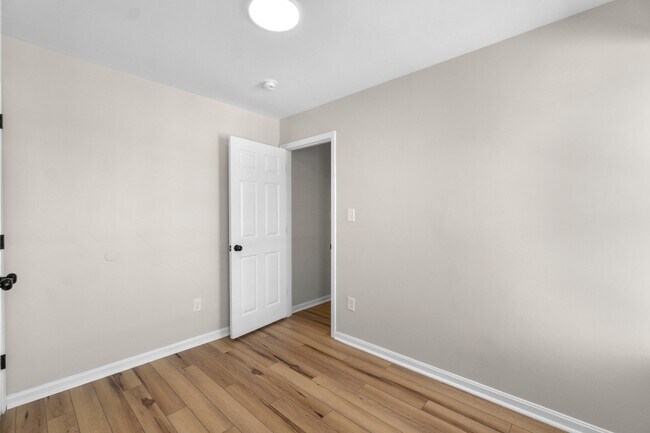 Foto del edificio - 2032 E Baltimore St