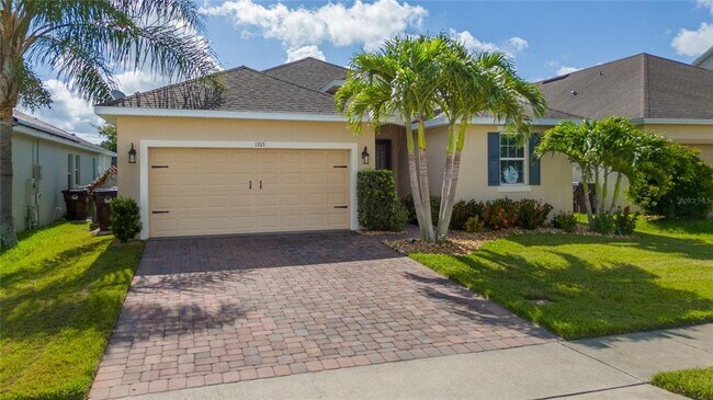 Foto del edificio - 1703 Leatherback Ln