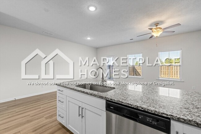 Foto del edificio - 3409 Briar Rose Ct