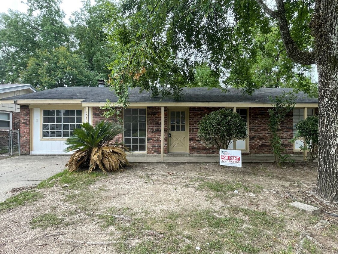 Primary Photo - House: Stevensdale Heights