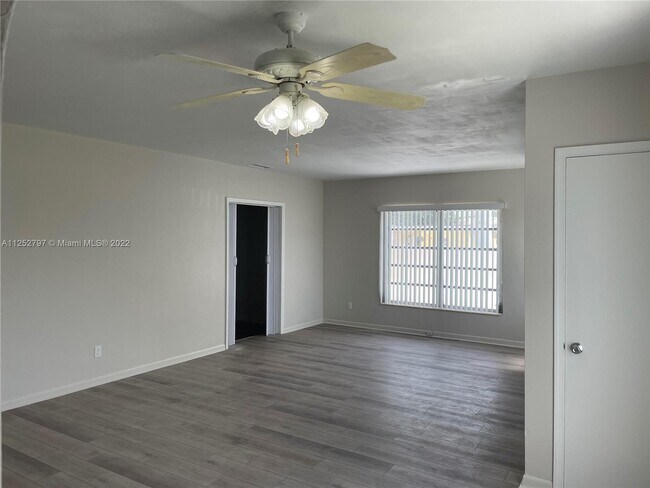 Building Photo - 311 NW 61st Ave