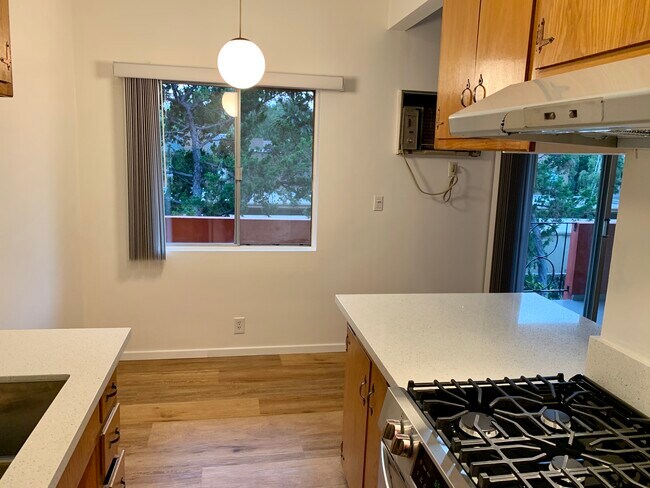 photos are an upstairs unit, though the availabe unit is downstairs - 90 Hurlbut St