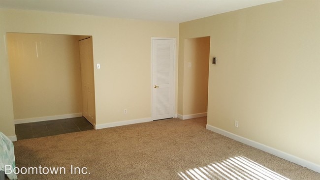 Building Photo - 19423 Brassie Pl