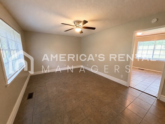 Foto del edificio - MOVE IN SPECIAL!!! - Home for rent in Pinson! Available to View Now! Sign a 13-month lease by 7/3...