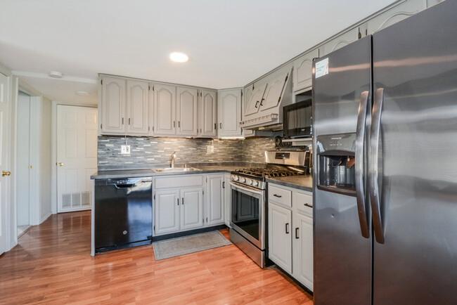 Foto del edificio - Fantastic 3bd/1.5ba home! Let yourself in!