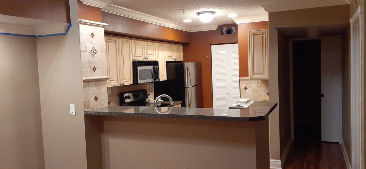 Kitchen - 7864 Sonoma Springs Cir