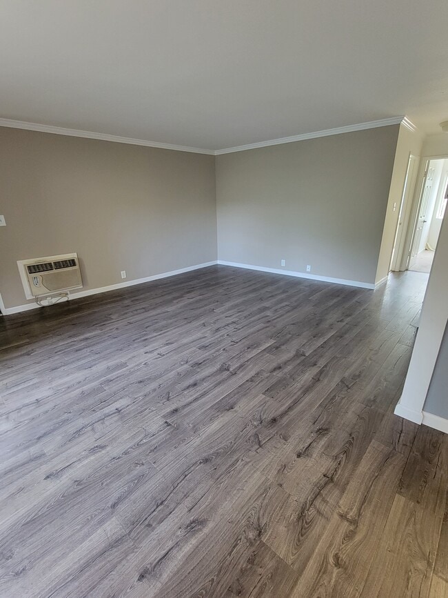 Living Room - 1365 Mt Pisgah Rd