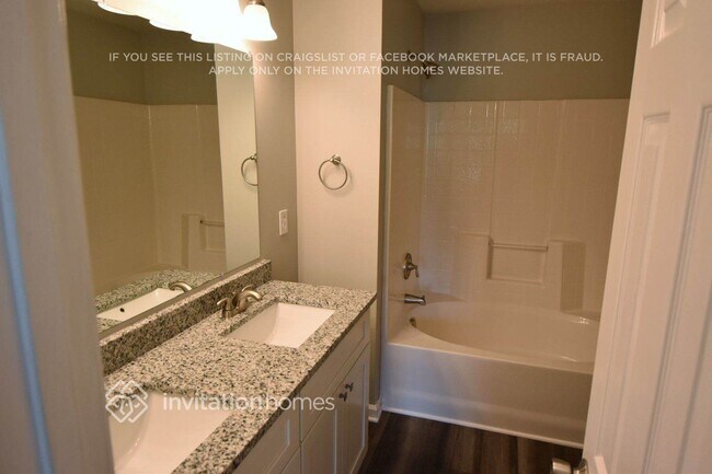 Foto del edificio - 10 Hidden Meadow Ct
