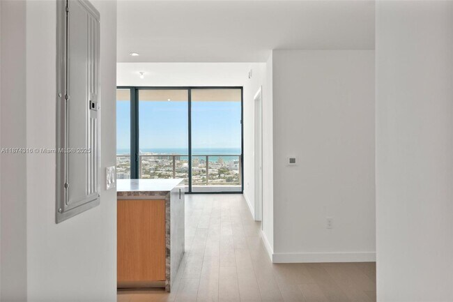 Foto del edificio - 500 Alton Rd
