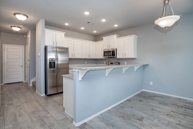 Photo - Shane Taylor -1312 Corsica Apartment