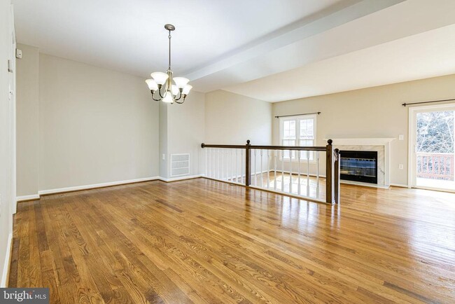 Building Photo - 6120 Talavera Ct