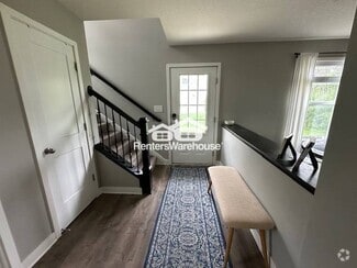 Building Photo - 5651 Cattail Ct NE