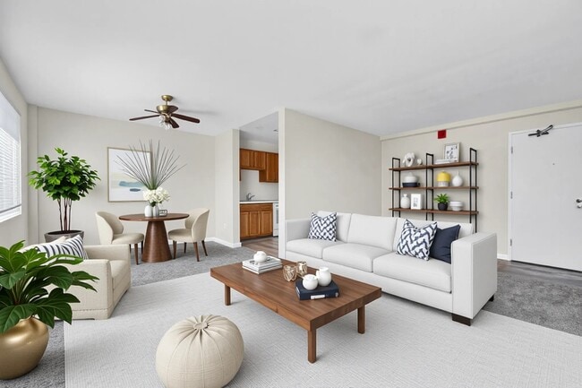 Building Photo - Highland Ridge
