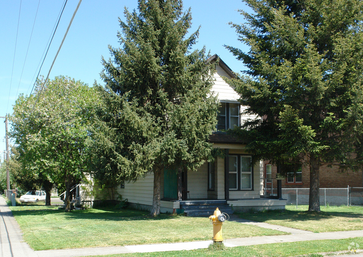 Primary Photo - 1028 W Sinto Ave