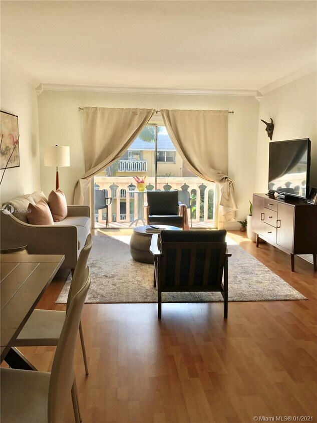 100 Edgewater Dr Unit 301, Miami, FL 33133 Condo for Rent in Miami